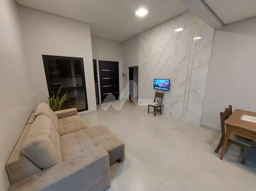 Casa com 2 quartos à venda, 110m2 em Tocantins, Toledo - PR - imagem 3 Foto 3 de Casa com 2 quartos à venda, 110m2 em Tocantins, Toledo - PR