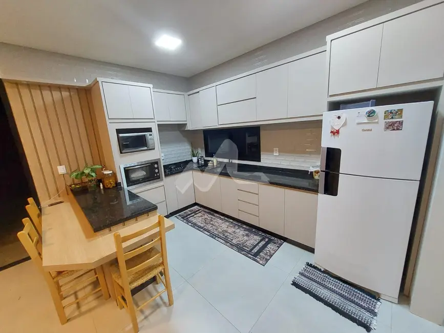 Casa com 2 quartos à venda, 110m2 em Tocantins, Toledo - PR - imagem 6 Foto 6 de Casa com 2 quartos à venda, 110m2 em Tocantins, Toledo - PR