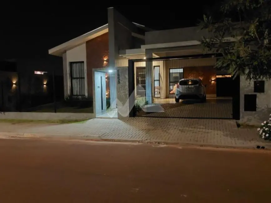 Foto 2 de Casa com 2 quartos à venda, 110m2 em Tocantins, Toledo - PR