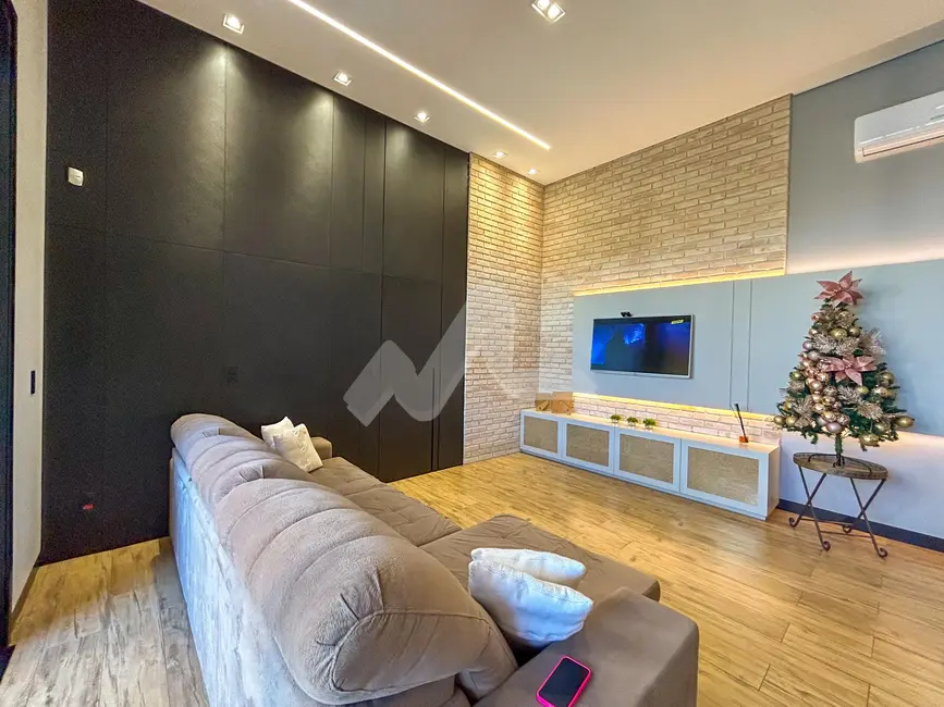 Casa com 2 quartos à venda, 250m2 em Tocantins, Toledo - PR - imagem 1 Foto 1 de Casa com 2 quartos à venda, 250m2 em Tocantins, Toledo - PR