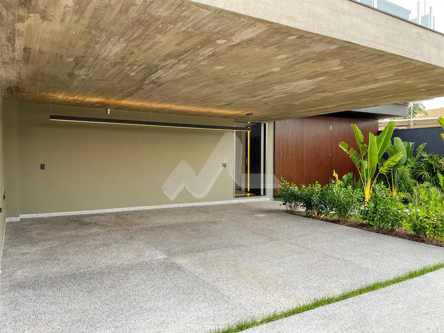 Sobrado com 4 quartos à venda, 430m2 em Jardim La Salle, Toledo - PR - imagem 4 Foto 4 de Sobrado com 4 quartos à venda, 430m2 em Jardim La Salle, Toledo - PR