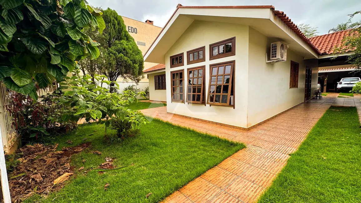 Casa com 2 quartos à venda, 320m2 em Jardim Gisela, Toledo - PR - imagem 6 Foto 6 de Casa com 2 quartos à venda, 320m2 em Jardim Gisela, Toledo - PR