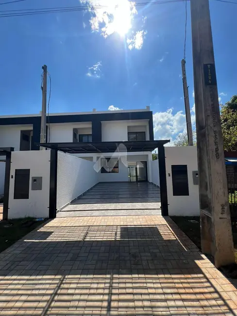 Sobrado com 2 quartos à venda, 129m2 em Jardim Gisela, Toledo - PR - imagem 1 Foto 1 de Sobrado com 2 quartos à venda, 129m2 em Jardim Gisela, Toledo - PR