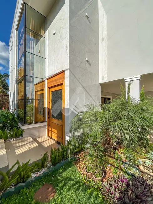 Sobrado com 2 quartos à venda, 264m2 em Tocantins, Toledo - PR - imagem 5 Foto 5 de Sobrado com 2 quartos à venda, 264m2 em Tocantins, Toledo - PR