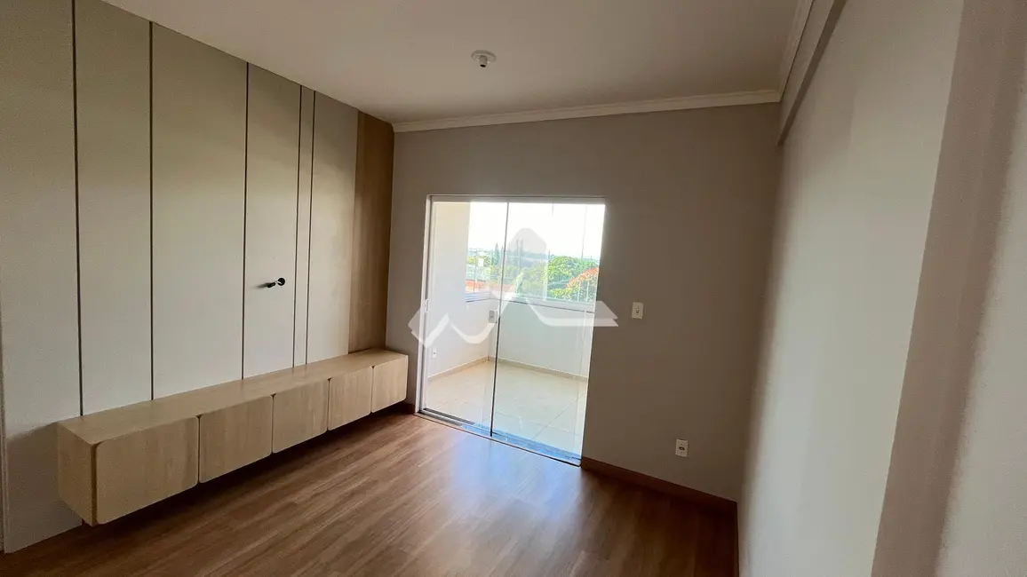 Foto 8 de Apartamento com 2 quartos à venda, 67m2 em Jardim La Salle, Toledo - PR