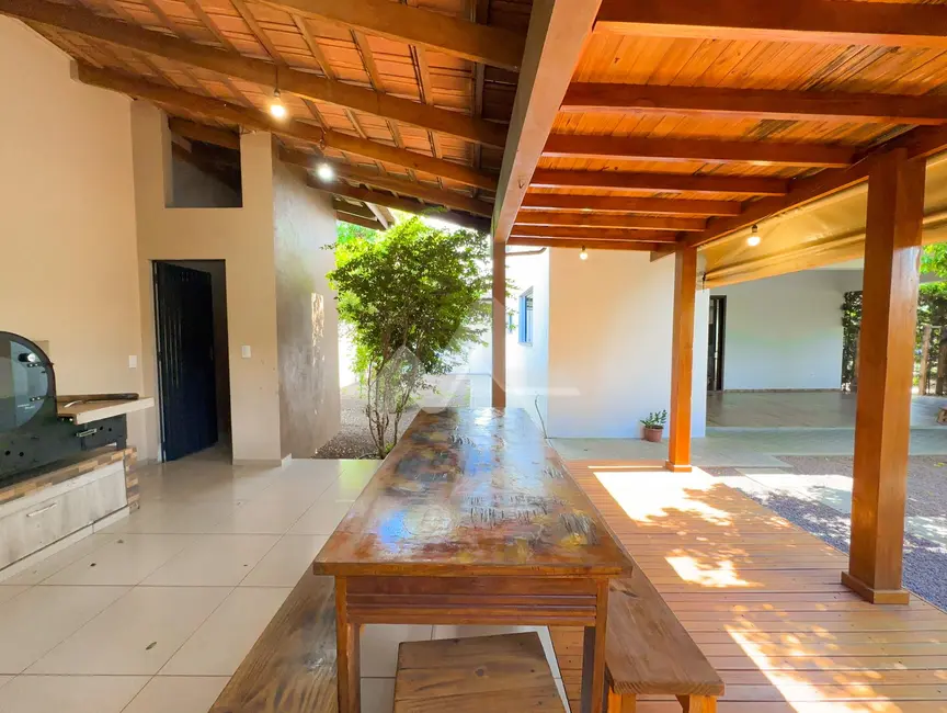 Sobrado com 2 quartos à venda, 200m2 em Jardim Porto Alegre, Toledo - PR - imagem 9 Foto 9 de Sobrado com 2 quartos à venda, 200m2 em Jardim Porto Alegre, Toledo - PR