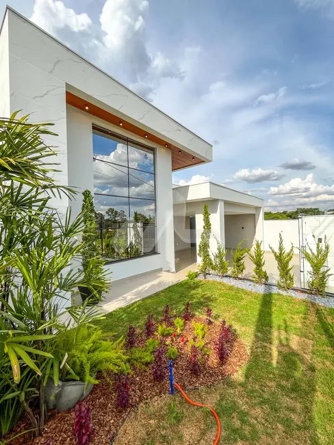 Foto 4 de Casa com 1 quarto à venda, 172m2 em Tocantins, Toledo - PR