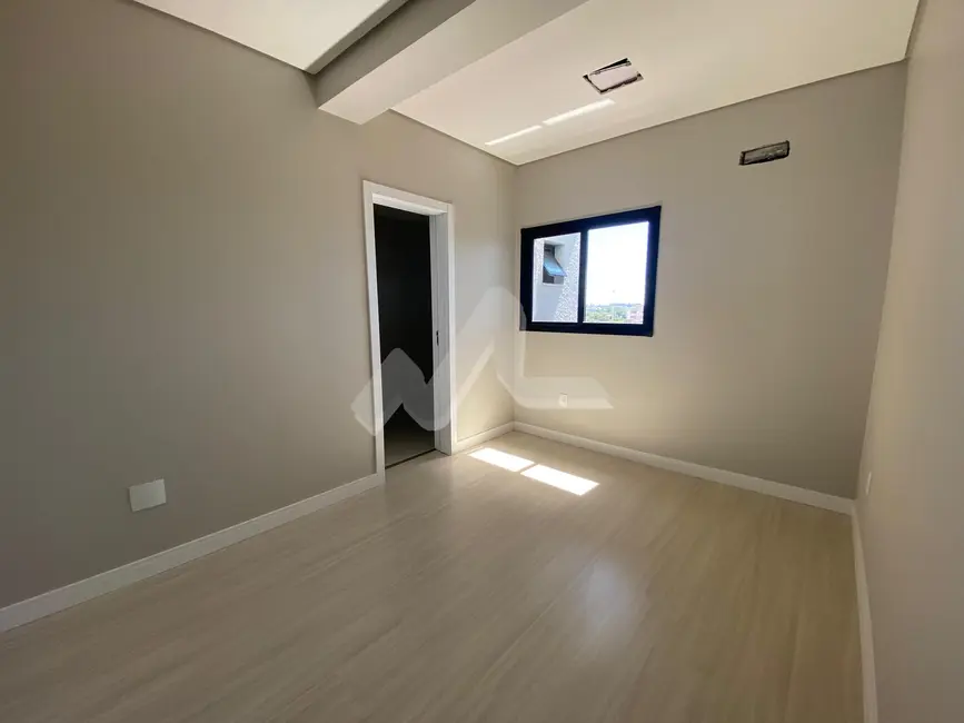 Apartamento com 3 quartos à venda, 130m2 em Centro, Toledo - PR - imagem 8 Foto 8 de Apartamento com 3 quartos à venda, 130m2 em Centro, Toledo - PR