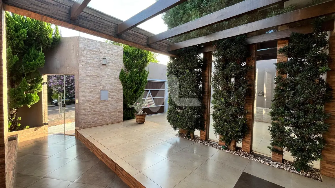 Casa com 2 quartos à venda, 210m2 em Centro, Toledo - PR - imagem 3 Foto 3 de Casa com 2 quartos à venda, 210m2 em Centro, Toledo - PR