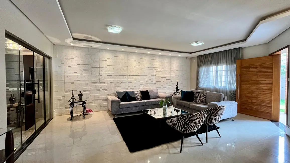Casa com 2 quartos à venda, 210m2 em Centro, Toledo - PR - imagem 9 Foto 9 de Casa com 2 quartos à venda, 210m2 em Centro, Toledo - PR