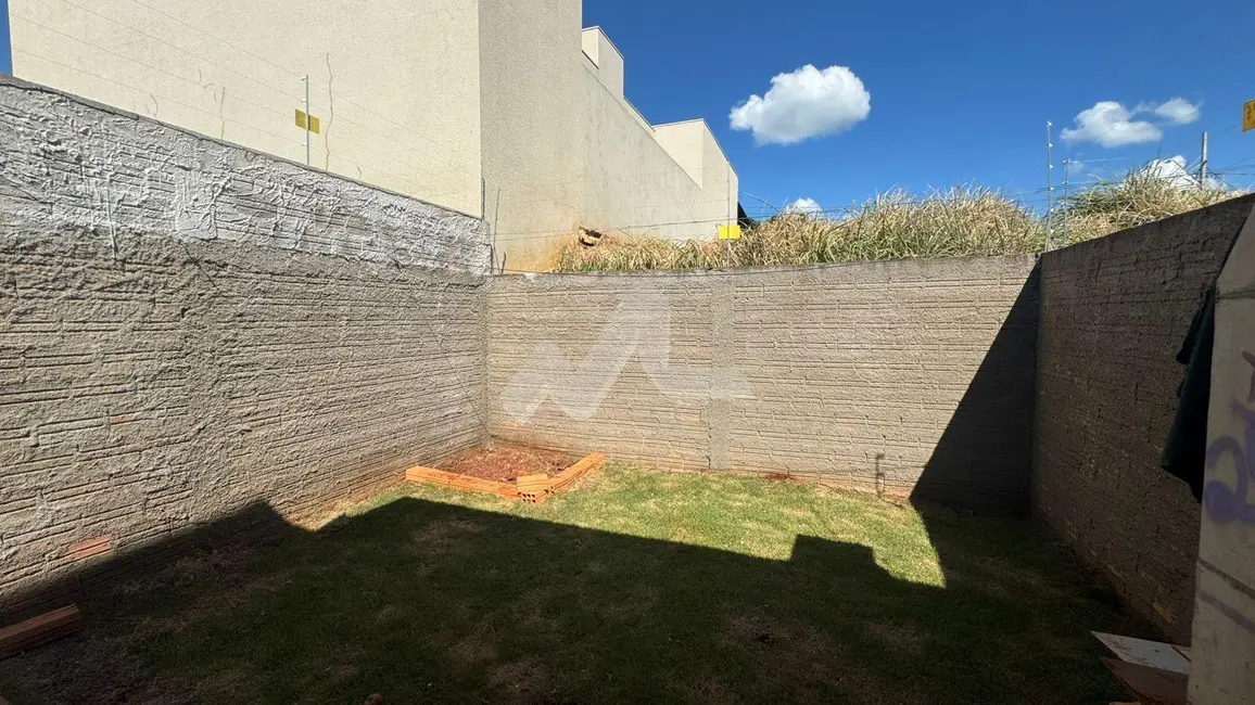 Foto 10 de Casa à venda, 54m2 em Pinheirinho, Toledo - PR