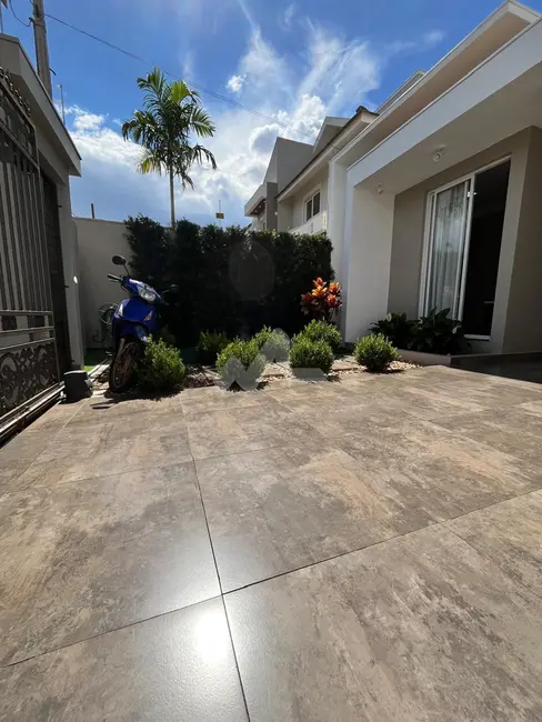Casa à venda em Jardim Gisela, Toledo - PR - imagem 4 Foto 4 de Casa à venda em Jardim Gisela, Toledo - PR