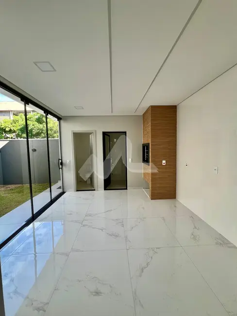 Foto 6 de Casa com 2 quartos à venda, 130m2 em Vila Becker, Toledo - PR