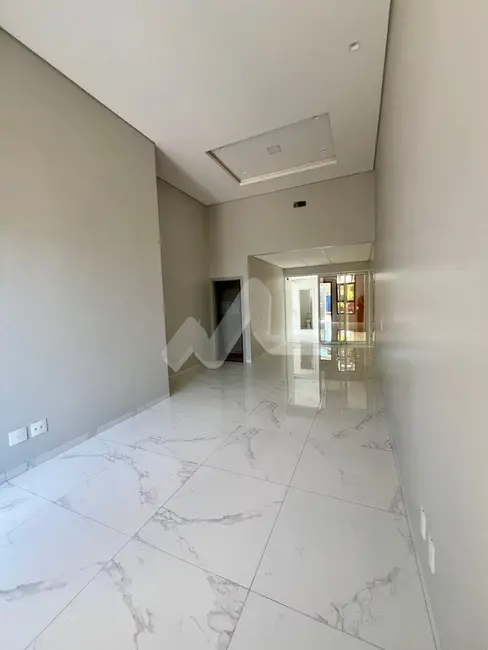 Foto 3 de Casa com 2 quartos à venda, 130m2 em Vila Becker, Toledo - PR