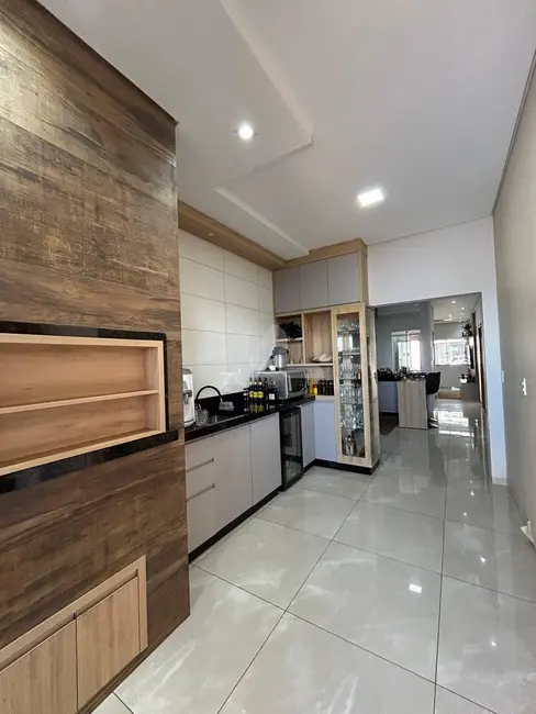 Casa com 2 quartos à venda, 99m2 em Jardim Panorama, Toledo - PR - imagem 8 Foto 8 de Casa com 2 quartos à venda, 99m2 em Jardim Panorama, Toledo - PR