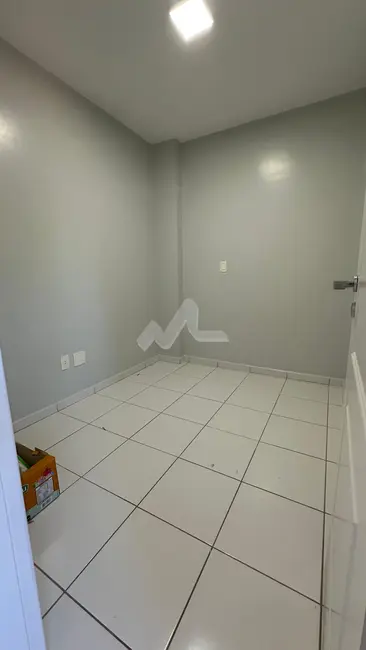 Foto 11 de Apartamento à venda em Jardim La Salle, Toledo - PR