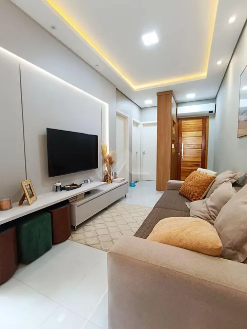 Foto 1 de Casa com 1 quarto à venda, 95m2 em Jardim Coopagro, Toledo - PR
