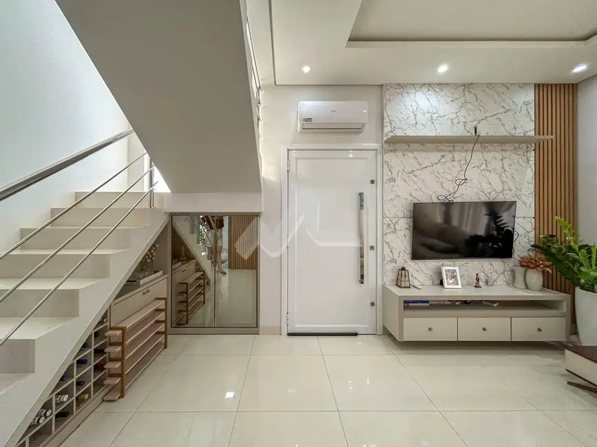 Sobrado com 2 quartos à venda, 156m2 em Jardim Concórdia, Toledo - PR - imagem 3 Foto 3 de Sobrado com 2 quartos à venda, 156m2 em Jardim Concórdia, Toledo - PR