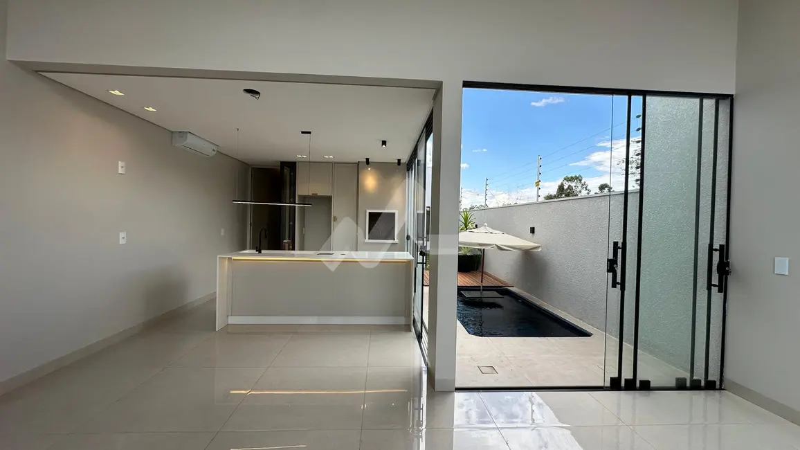 Foto 3 de Casa com 2 quartos à venda, 100m2 em Tocantins, Toledo - PR