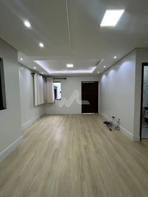 Foto 6 de Casa com 4 quartos à venda, 275m2 em Jardim Pancera, Toledo - PR