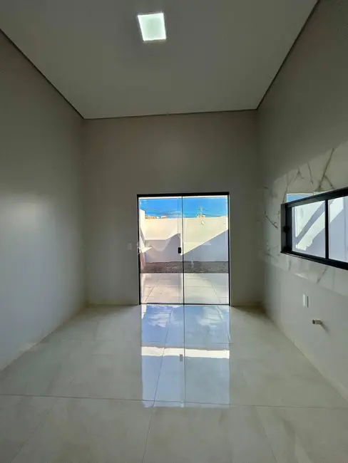 Casa com 1 quarto à venda, 58m2 em Jardim Coopagro, Toledo - PR - imagem 4 Foto 4 de Casa com 1 quarto à venda, 58m2 em Jardim Coopagro, Toledo - PR