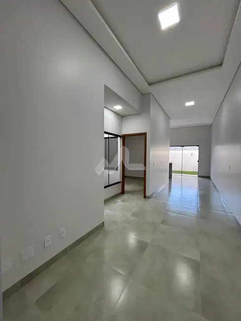Casa com 1 quarto à venda, 68m2 em Jardim Coopagro, Toledo - PR - imagem 4 Foto 4 de Casa com 1 quarto à venda, 68m2 em Jardim Coopagro, Toledo - PR