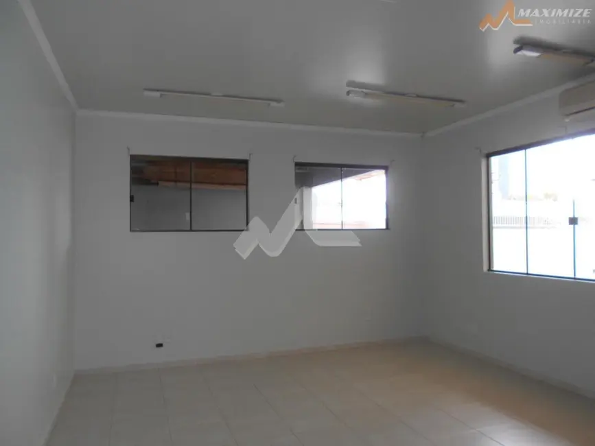 Sala Comercial para alugar, 35m2 em Centro, Toledo - PR - imagem 5 Foto 5 de Sala Comercial para alugar, 35m2 em Centro, Toledo - PR