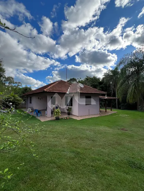 Chácara com 2 quartos à venda, 125m2 em Jardim Europa, Toledo - PR - imagem 3 Foto 3 de Chácara com 2 quartos à venda, 125m2 em Jardim Europa, Toledo - PR