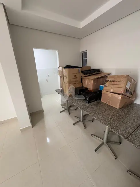 Apartamento com 2 quartos para alugar em Centro, Toledo - PR - imagem 6 Foto 6 de Apartamento com 2 quartos para alugar em Centro, Toledo - PR