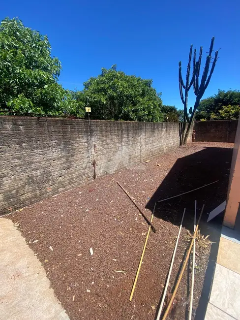 Casa com 2 quartos à venda, 99m2 em Jardim Gisela, Toledo - PR - imagem 8 Foto 8 de Casa com 2 quartos à venda, 99m2 em Jardim Gisela, Toledo - PR