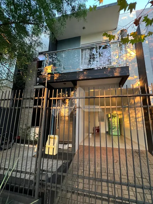 Sobrado com 2 quartos à venda, 98m2 em Jardim Pancera, Toledo - PR - imagem 1 Foto 1 de Sobrado com 2 quartos à venda, 98m2 em Jardim Pancera, Toledo - PR