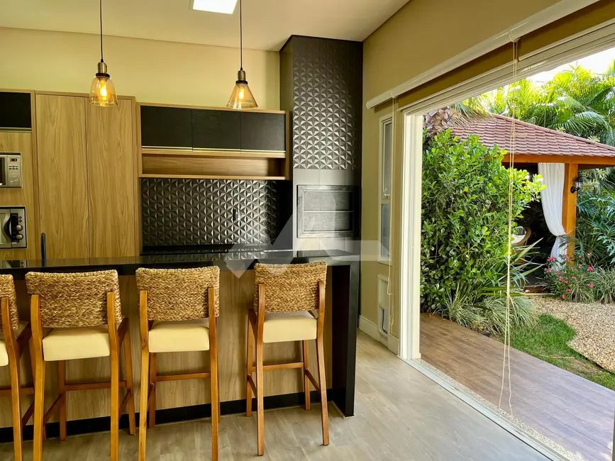 Casa com 1 quarto à venda, 166m2 em Jardim Pancera, Toledo - PR - imagem 9 Foto 9 de Casa com 1 quarto à venda, 166m2 em Jardim Pancera, Toledo - PR