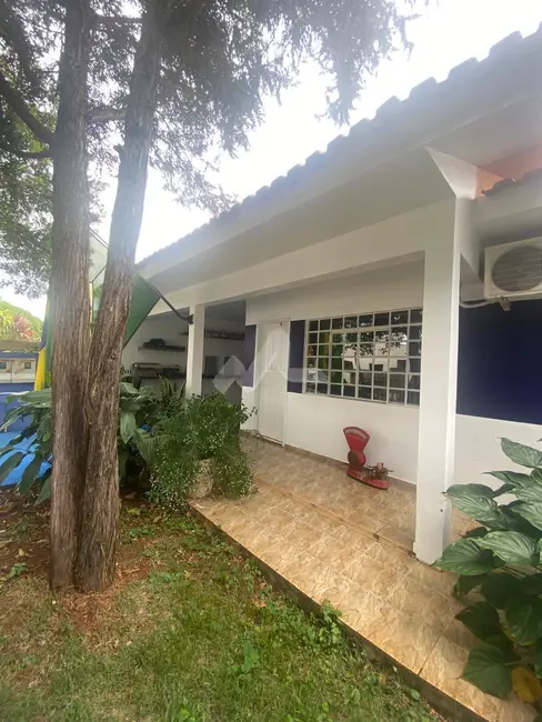 Foto 1 de Casa com 2 quartos à venda, 99m2 em Jardim Gisela, Toledo - PR