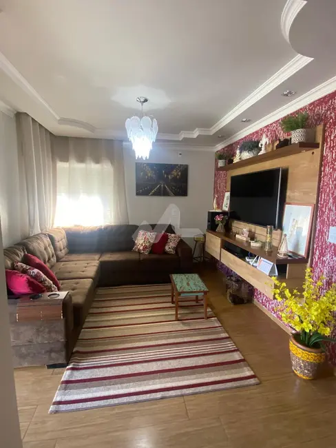 Casa com 2 quartos à venda, 79m2 em Toledo - PR - imagem 8 Foto 8 de Casa com 2 quartos à venda, 79m2 em Toledo - PR