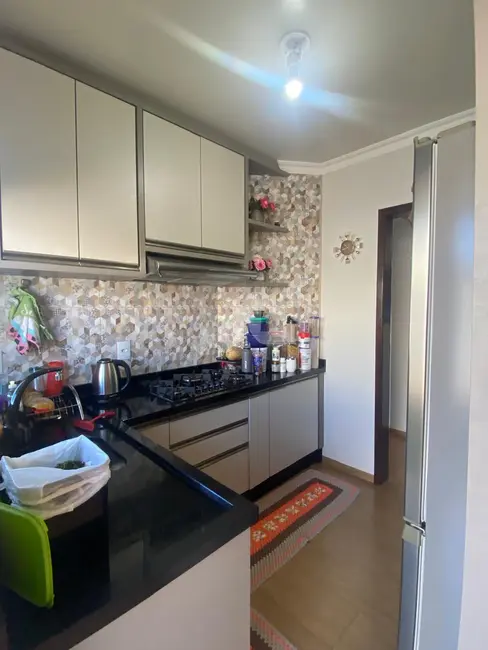 Casa com 2 quartos à venda, 79m2 em Toledo - PR - imagem 5 Foto 5 de Casa com 2 quartos à venda, 79m2 em Toledo - PR