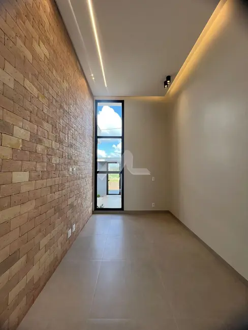 Casa com 1 quarto à venda, 234m2 em Tocantins, Toledo - PR - imagem 7 Foto 7 de Casa com 1 quarto à venda, 234m2 em Tocantins, Toledo - PR