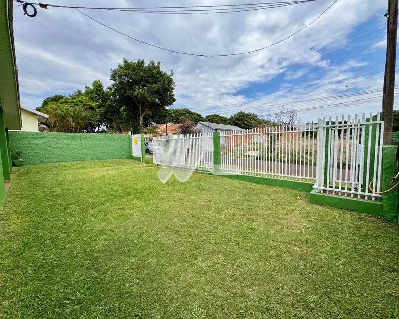 Casa com 3 quartos à venda, 130m2 em Jardim Santa Maria, Toledo - PR - imagem 3 Foto 3 de Casa com 3 quartos à venda, 130m2 em Jardim Santa Maria, Toledo - PR