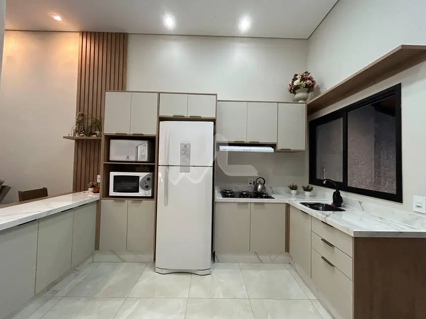 Casa com 2 quartos à venda, 185m2 em Jardim Concórdia, Toledo - PR - imagem 7 Foto 7 de Casa com 2 quartos à venda, 185m2 em Jardim Concórdia, Toledo - PR
