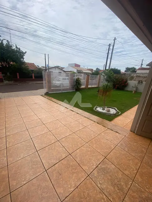 Casa à venda em Vila Pioneiro, Toledo - PR - imagem 4 Foto 4 de Casa à venda em Vila Pioneiro, Toledo - PR