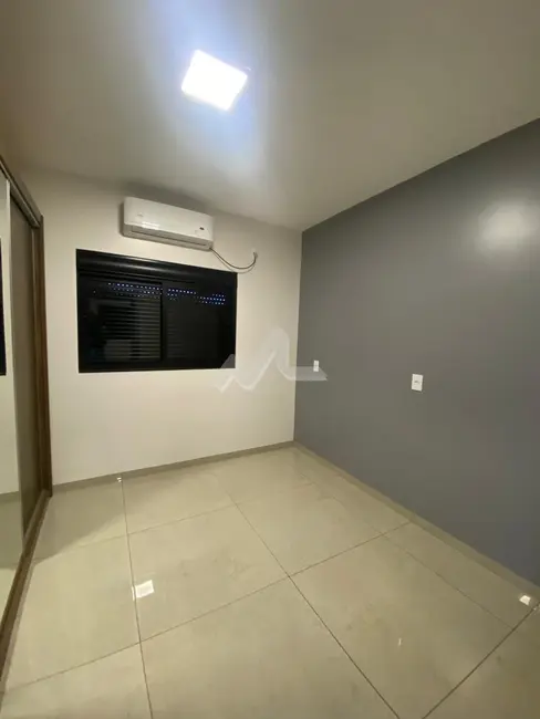 Foto 3 de Casa para alugar, 127m2 em Toledo - PR