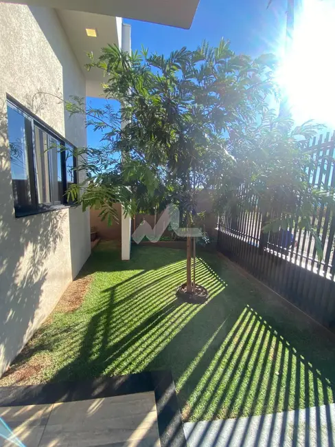 Foto 32 de Casa para alugar, 127m2 em Toledo - PR