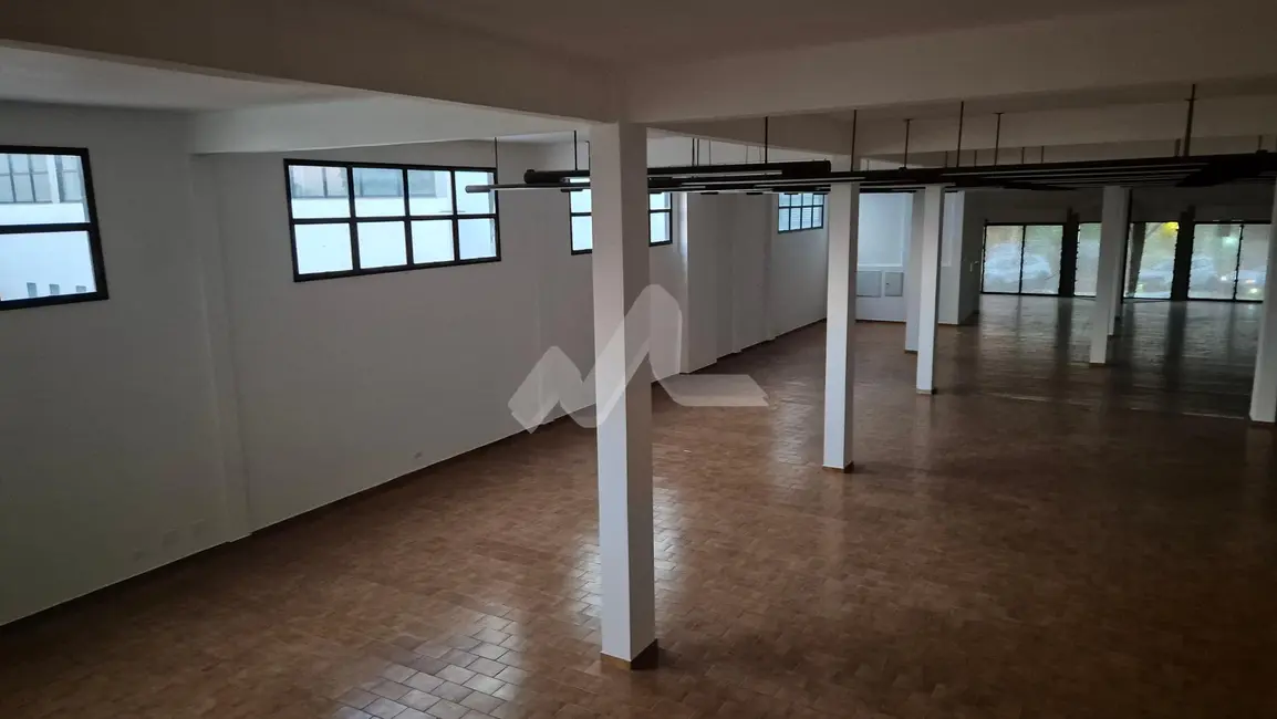 Sala Comercial para alugar, 1300m2 em Centro, Toledo - PR - imagem 6 Foto 6 de Sala Comercial para alugar, 1300m2 em Centro, Toledo - PR