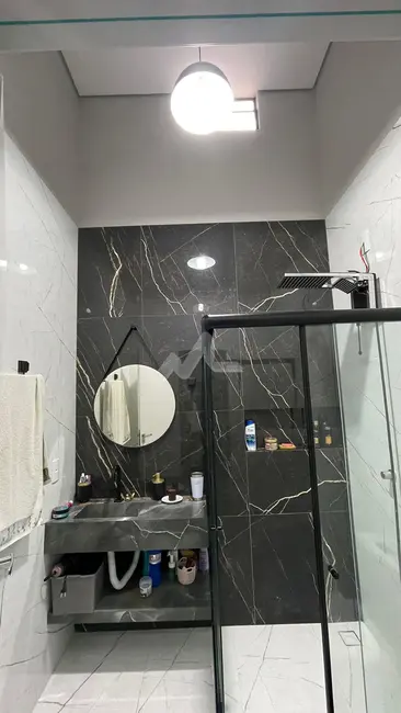 Casa com 2 quartos à venda, 105m2 em Vila Becker, Toledo - PR - imagem 7 Foto 7 de Casa com 2 quartos à venda, 105m2 em Vila Becker, Toledo - PR