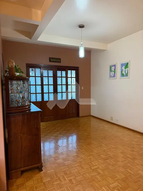 Sobrado com 2 quartos à venda, 172m2 em Jardim Pancera, Toledo - PR - imagem 9 Foto 9 de Sobrado com 2 quartos à venda, 172m2 em Jardim Pancera, Toledo - PR