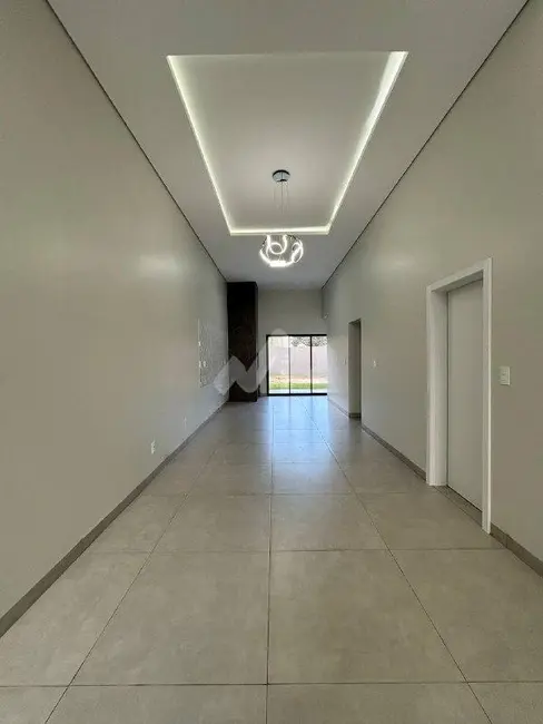 Casa com 2 quartos à venda em Jardim Gisela, Toledo - PR - imagem 7 Foto 7 de Casa com 2 quartos à venda em Jardim Gisela, Toledo - PR