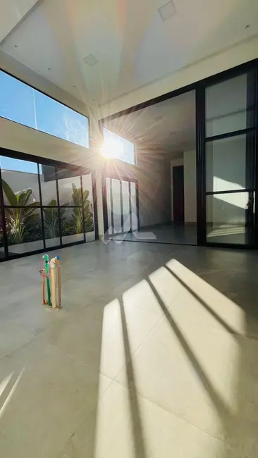 Casa com 2 quartos à venda, 143m2 em Jardim Gisela, Toledo - PR - imagem 7 Foto 7 de Casa com 2 quartos à venda, 143m2 em Jardim Gisela, Toledo - PR