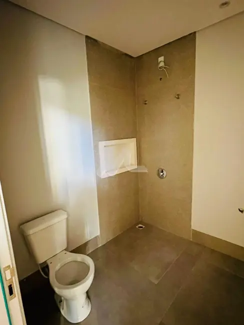 Casa com 2 quartos à venda, 143m2 em Jardim Gisela, Toledo - PR - imagem 9 Foto 9 de Casa com 2 quartos à venda, 143m2 em Jardim Gisela, Toledo - PR