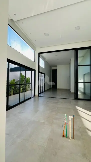 Casa com 2 quartos à venda, 143m2 em Jardim Gisela, Toledo - PR - imagem 8 Foto 8 de Casa com 2 quartos à venda, 143m2 em Jardim Gisela, Toledo - PR