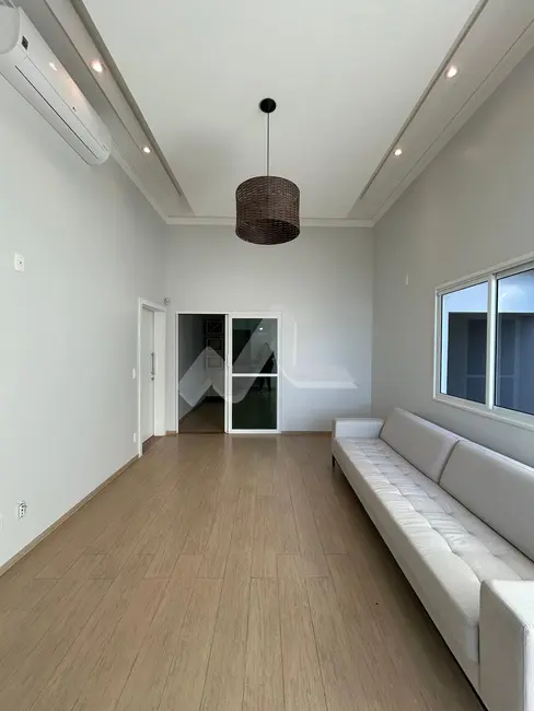 Casa com 2 quartos à venda, 209m2 em Jardim Pancera, Toledo - PR - imagem 6 Foto 6 de Casa com 2 quartos à venda, 209m2 em Jardim Pancera, Toledo - PR