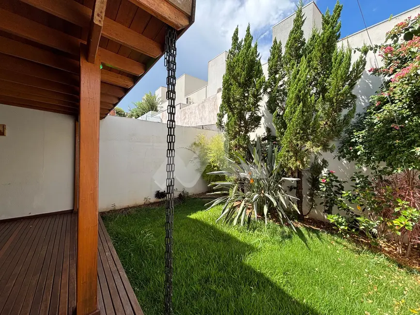 Foto 4 de Casa com 2 quartos à venda, 114m2 em Jardim Pancera, Toledo - PR